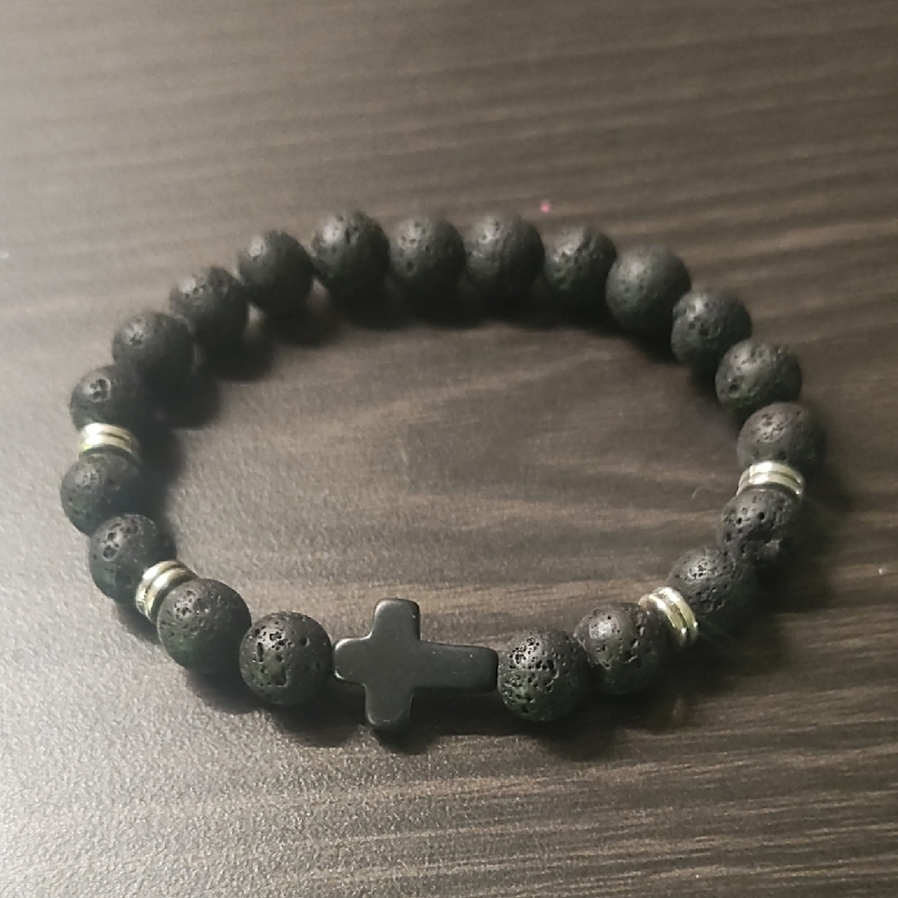 NEOT Black Beaded Bracelet with Cross